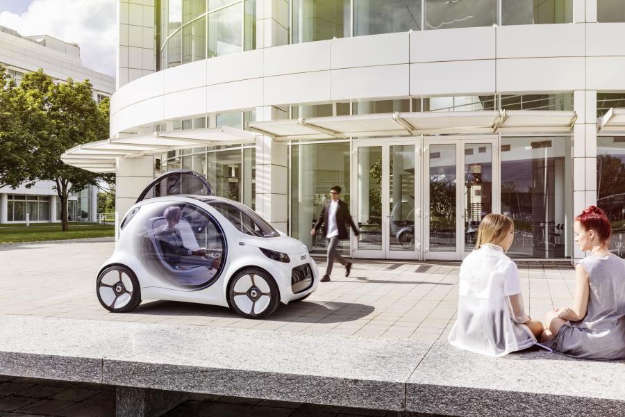  Smart Vision EQ ForTwo 2017 года  (фото 17 из 38)